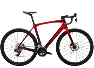 BICICLETTA TREK Domane SLR 6 AXS Gen 4 eTap Metallic Red Smoke to Red Carbon Smoke