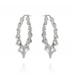 Twisted oval earrings with slap closure