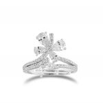 Flower ring with cubic zirconia in different sizes